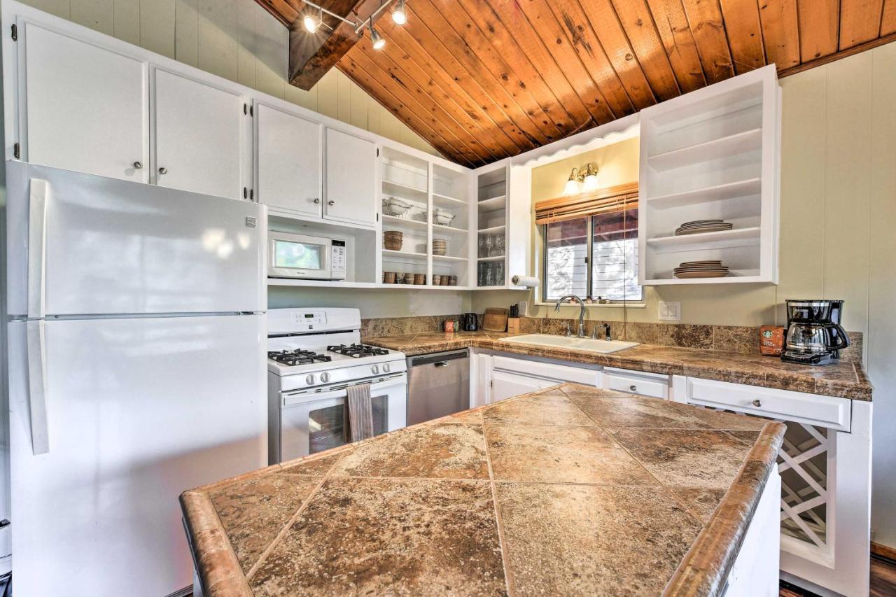 Lake Arrowhead Cabin With Deck And Stunning Mtn Views! San Bernardino Exterior foto